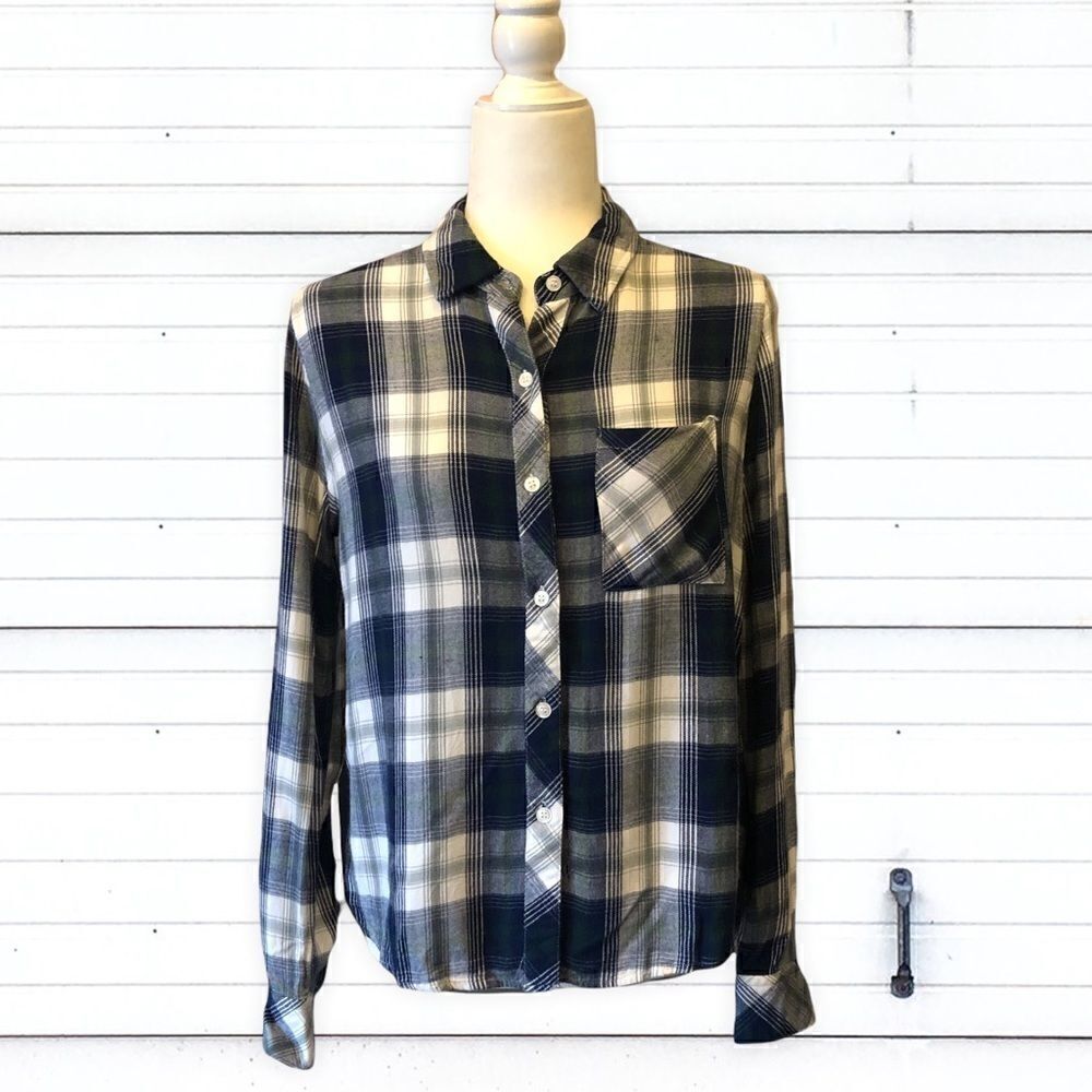 Plaid Button-up Shirt S 